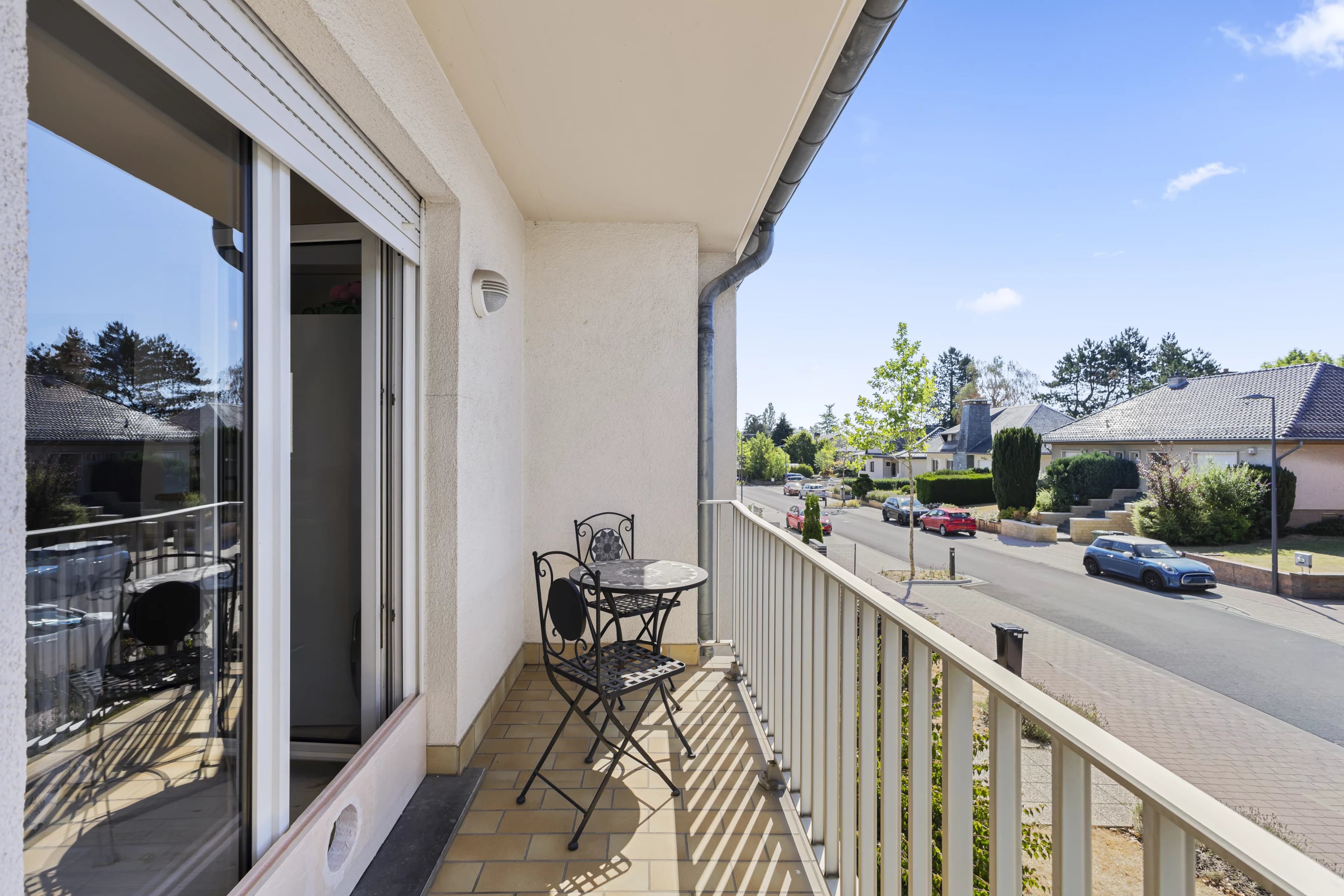 Apartment in Pontpierre - Secondary View 3